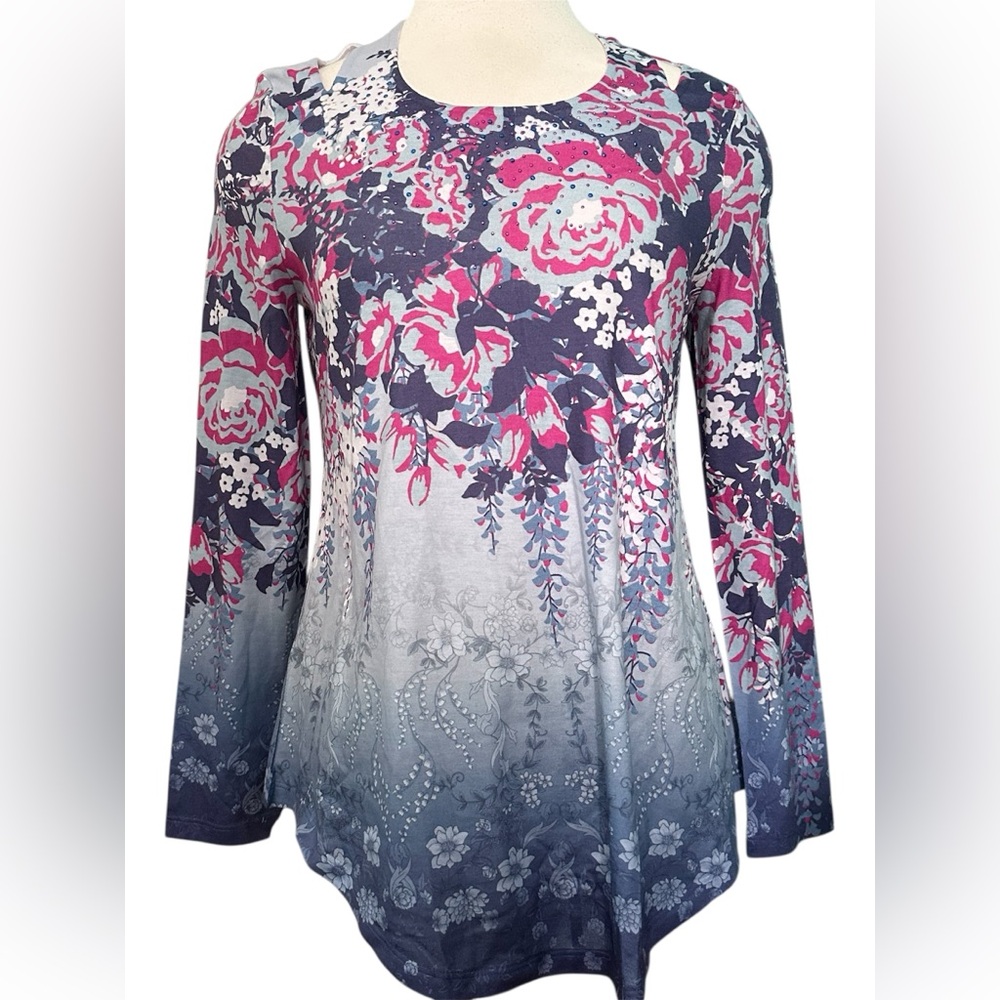 One world Floral Long Sleeve Women's Top